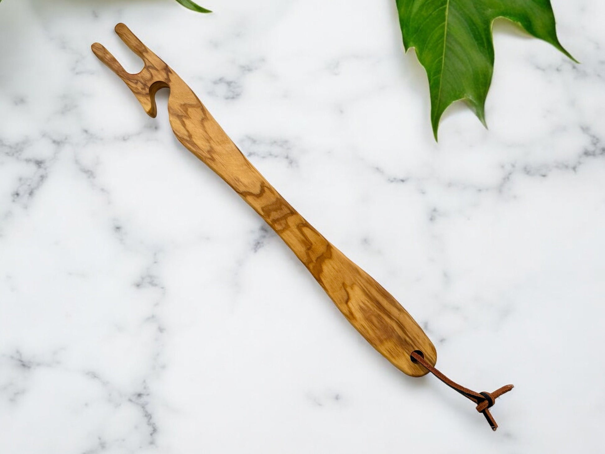 Olive Wood Oven Rack Push/Pull Stick with Magnet, Sustainable Kitchen Tool, Eco-Friendly Utility, Handcrafted